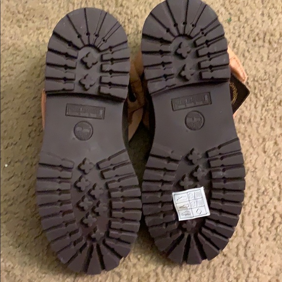 Timberland Roll Top Boots - Picture 5 of 5